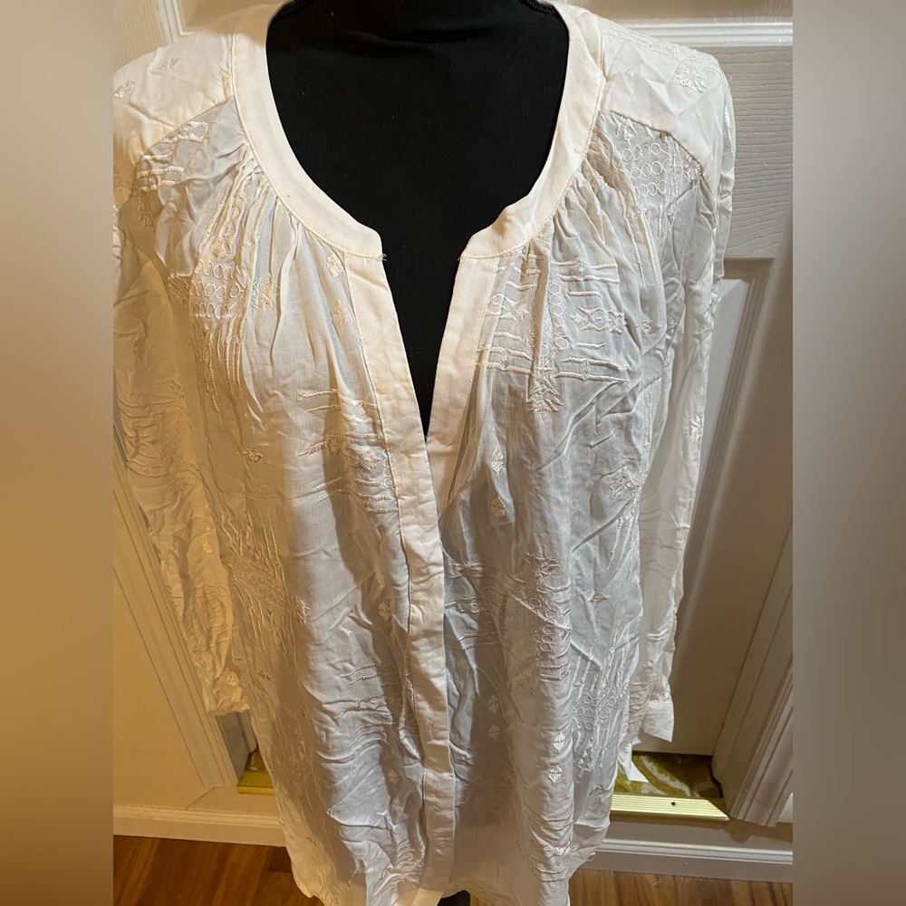 Cynthia Rowley NWT Sz 3X White Embroidered Long Sleeve Button Down VNeck Blouse
